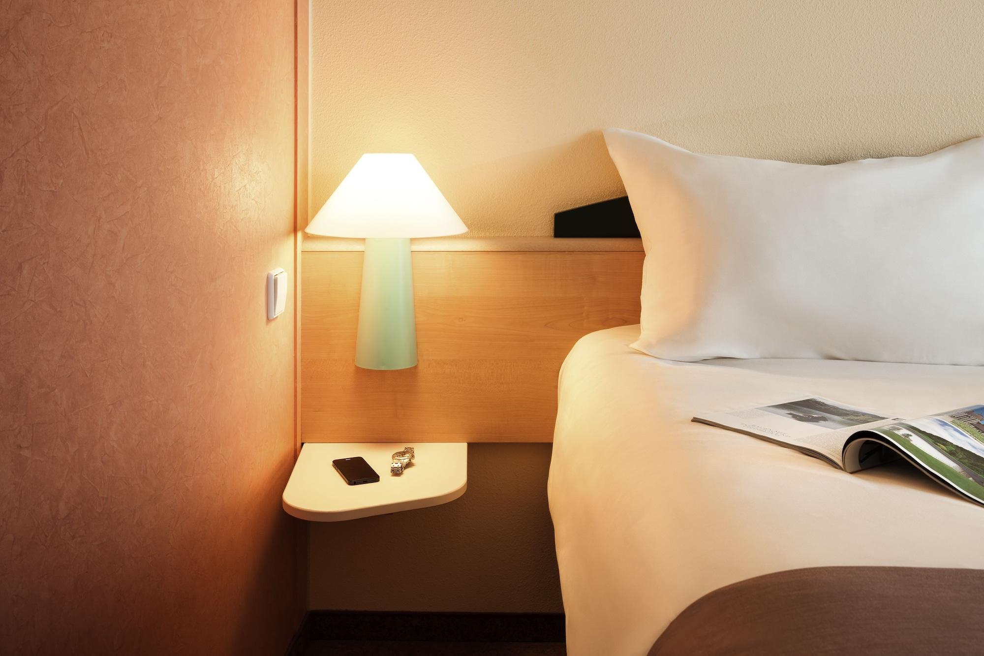B&B Hotel Arras Centre Les Places מראה חיצוני תמונה