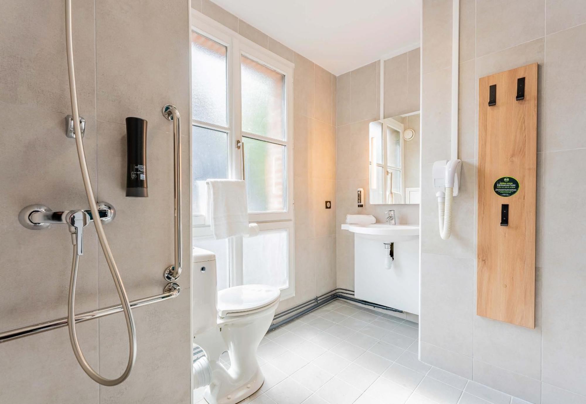 B&B Hotel Arras Centre Les Places מראה חיצוני תמונה